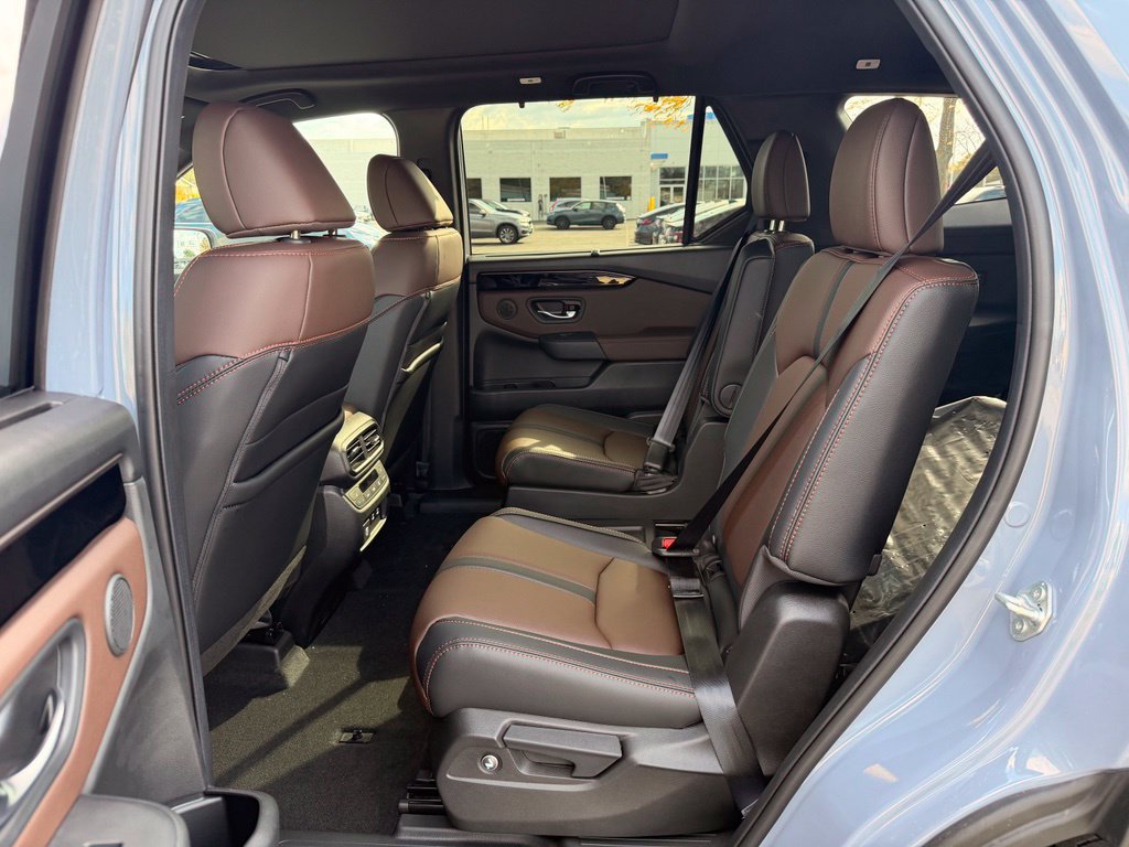 New 2026 Honda Pilot TrailSport image 16