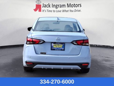 New 2025 Nissan Versa SV w/ Trunk Package image 4