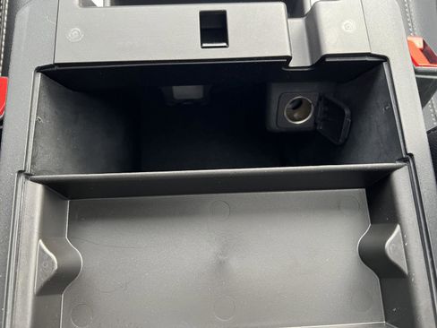 Used 2021 Ford Explorer Limited w/ Equipment Group 301A image 38