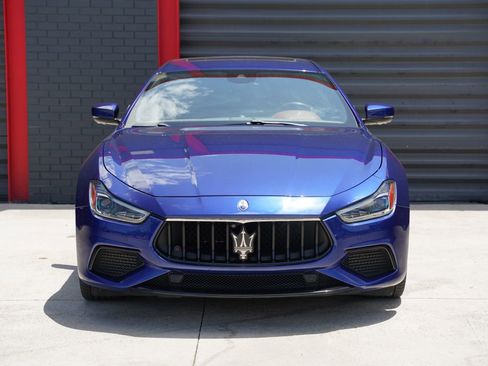 Used 2022 Maserati Ghibli Modena Q4 AWD/4WD image 2