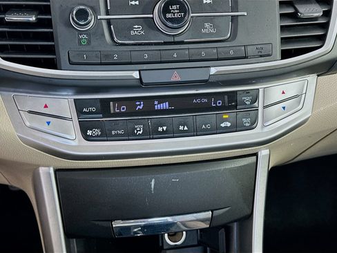 Used 2014 Honda Accord LX image 15