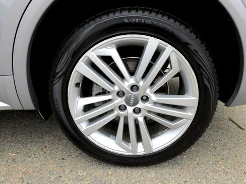 Used 2018 Audi Q5 2.0T Premium Plus w/ Premium Plus Package image 24