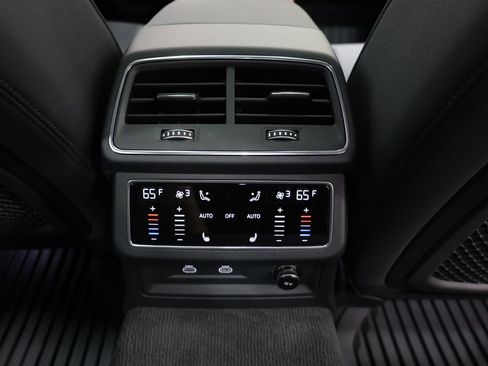 Used 2025 Audi A7 3.0T Premium Plus AWD/4WD image 25