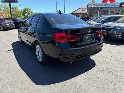 Used 2016 BMW 320i xDrive Sedan AWD/4WD image 5