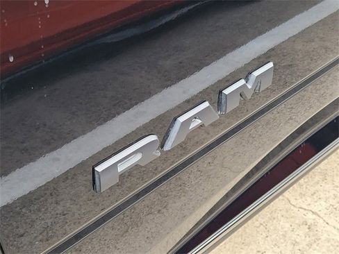Used 2026 RAM 2500 Limited AWD/4WD image 9