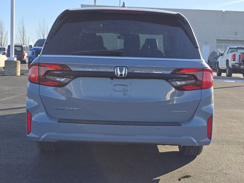 New 2026 Honda Odyssey Touring image 20