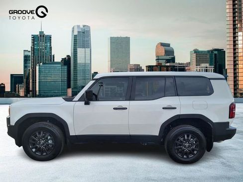 Used 2025 Toyota Land Cruiser 1958 image 2