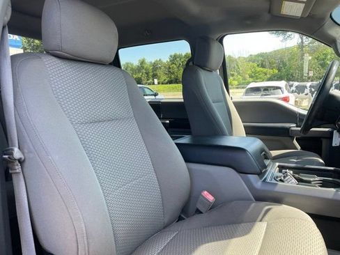Used 2018 Ford F250 XLT w/ XLT Premium Package AWD/4WD image 11