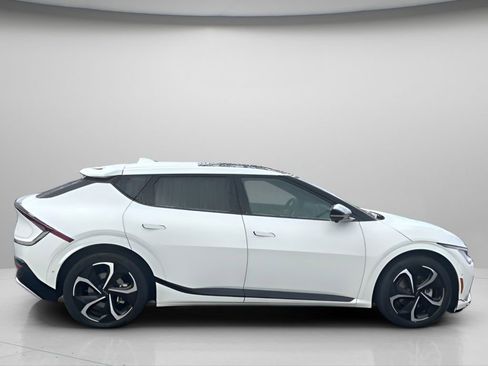 Used 2024 Kia EV6 GT-Line image 4
