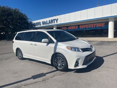 Used 2020 Toyota Sienna XLE
