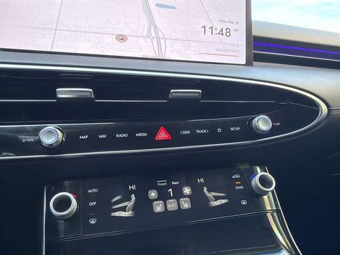 Used 2026 Genesis GV70 2.5T image 16