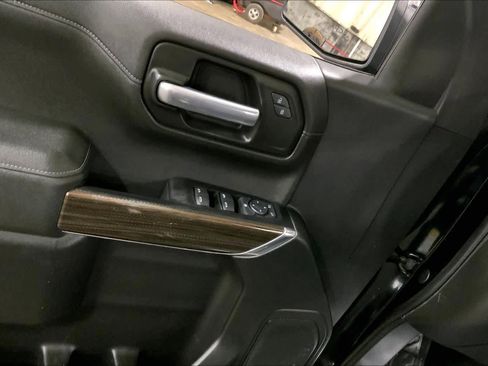 Used 2019 Chevrolet Silverado 1500 LT w/ All-Star Edition AWD/4WD image 36