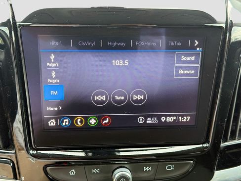 Used 2020 Chevrolet Traverse LT AWD/4WD image 32