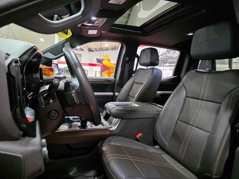 Certified 2022 Chevrolet Silverado 1500 High Country w/ Max Trailering Package image 19