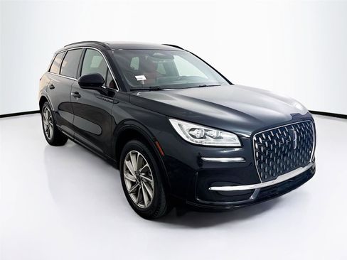 Used 2025 Lincoln Corsair Grand Touring w/ Towing Package image 32