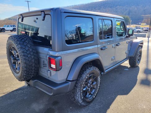 Used 2020 Jeep Wrangler Unlimited Sport image 8