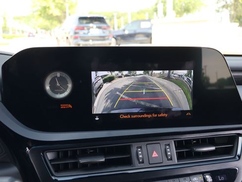 Used 2023 Lexus ES 350 w/ Premium Package FWD image 23
