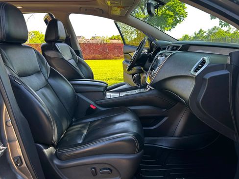 Used 2017 Nissan Murano Platinum w/ Platinum Technology Package FWD image 16