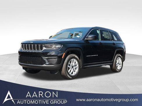 New 2025 Jeep Grand Cherokee Laredo X image 1