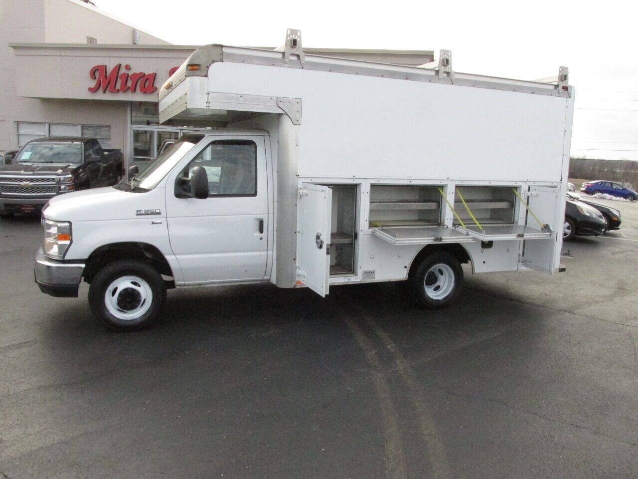 Used 2012 Ford E-350 and Econoline 350 Super Duty w/ PWR Locks & Windows Group RWD image 21