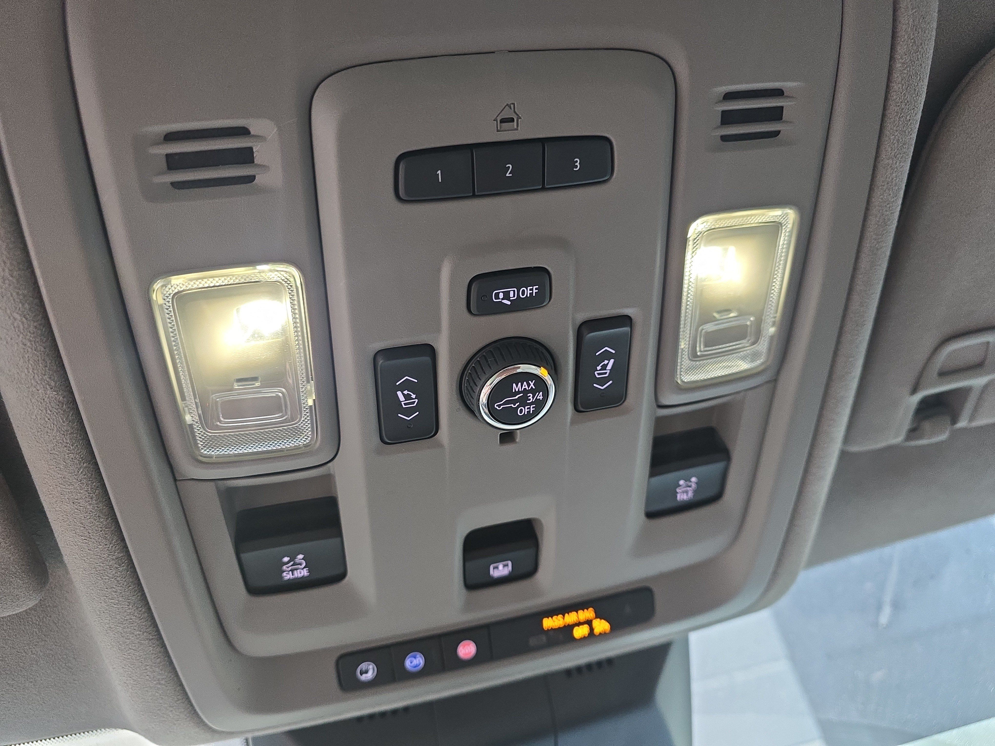 Used 2021 Cadillac Escalade ESV Premium Luxury Platinum AWD/4WD image 47