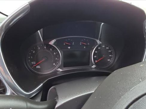 Used 2019 Chevrolet Equinox LT image 17