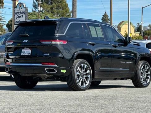 Used 2022 Jeep Grand Cherokee Overland w/ Advanced Protech Group III image 4