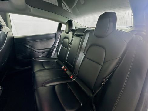 Used 2020 Tesla Model 3 Long Range image 28