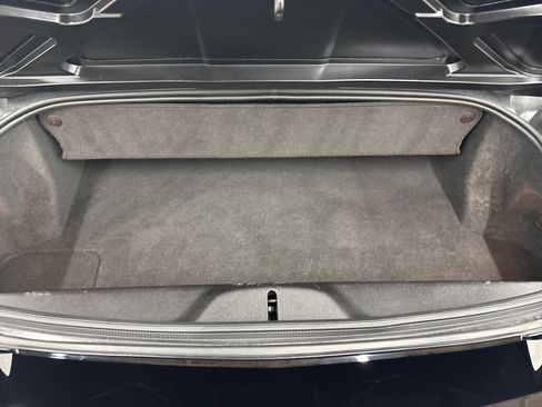 Used 2018 Chevrolet Corvette Stingray Convertible image 23