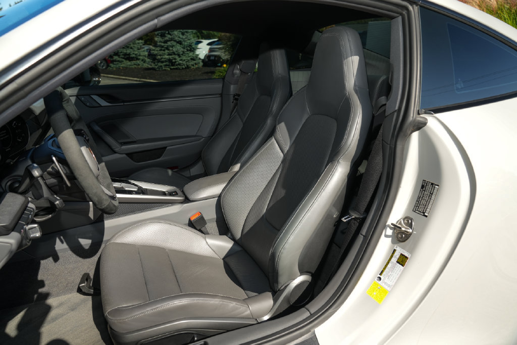 Certified 2023 Porsche 911 Carrera S RWD image 5