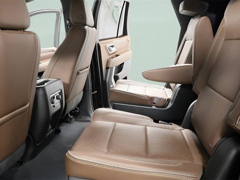 Used 2022 Chevrolet Tahoe High Country w/ Max Trailering Package image 27