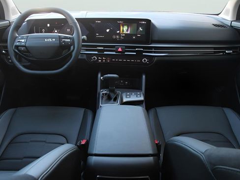 New 2026 Kia Sportage SX image 15