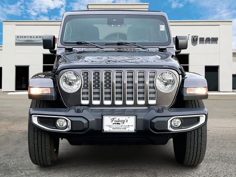 Certified 2021 Jeep Wrangler Unlimited Sahara image 3
