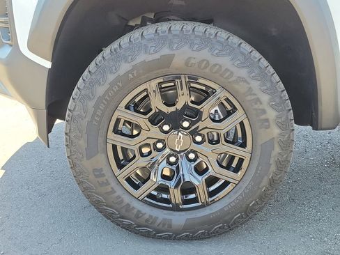 Used 2026 Chevrolet Colorado Trail Boss AWD/4WD image 27