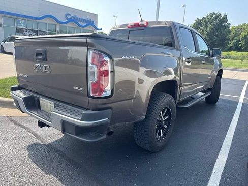 Used 2017 GMC Canyon SLE w/ SLE Convenience Package AWD/4WD image 4