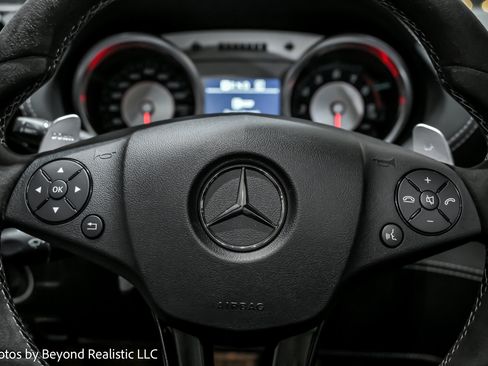 Used 2015 Mercedes-Benz SLS AMG GT Final Edition image 27