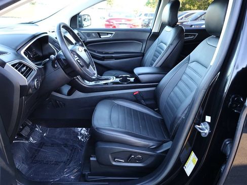 Used 2018 Ford Edge SEL FWD image 11