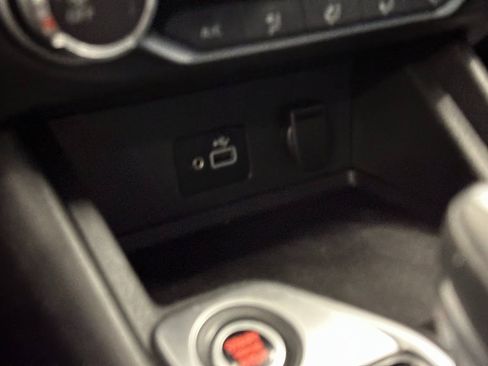 Used 2020 Nissan Sentra S image 14