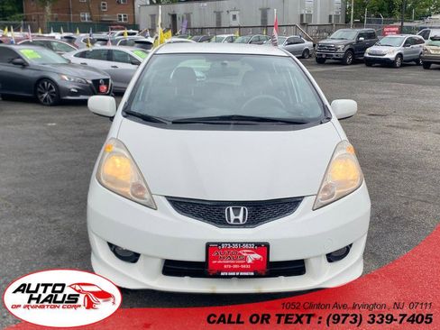 Used 2010 Honda Fit Sport image 1