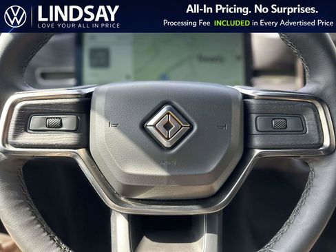 Used 2025 Rivian R1S Adventure image 21