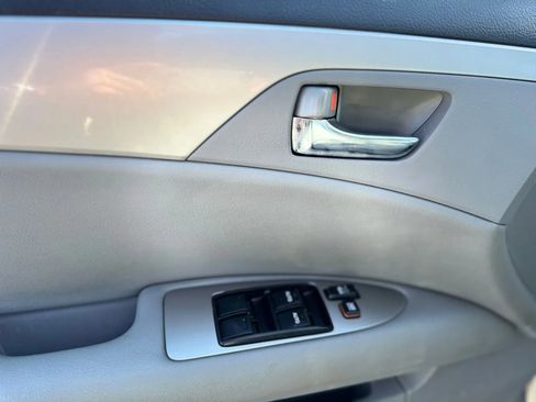 Used 2007 Toyota Avalon XL image 24