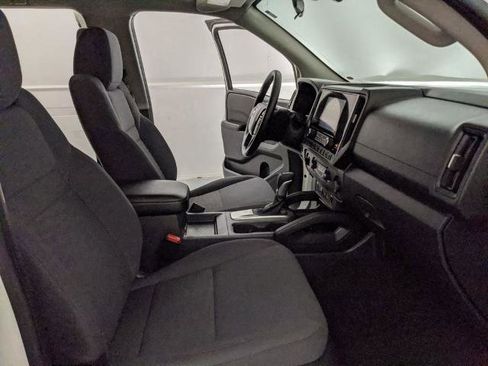 Used 2025 Nissan Frontier S AWD/4WD image 21
