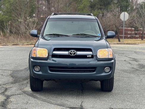 Used 2005 Toyota Sequoia Limited image 9