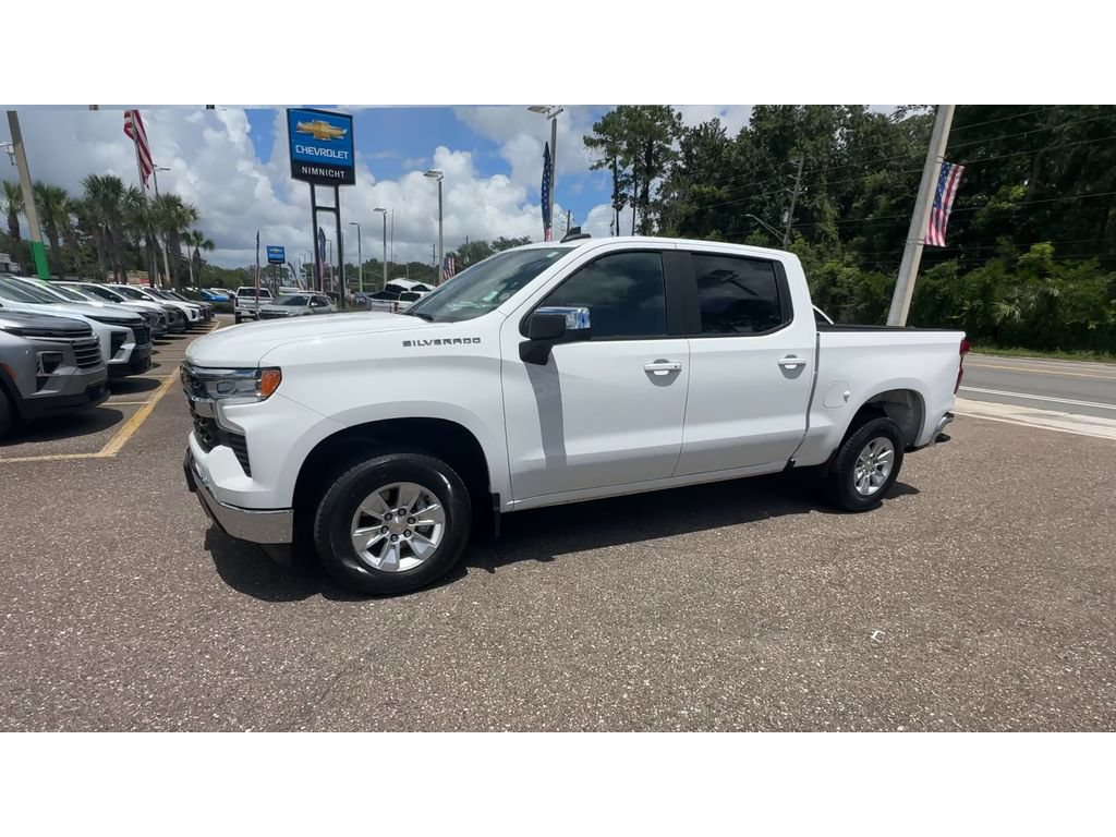 Used 2025 Chevrolet Silverado 1500 LT RWD image 6