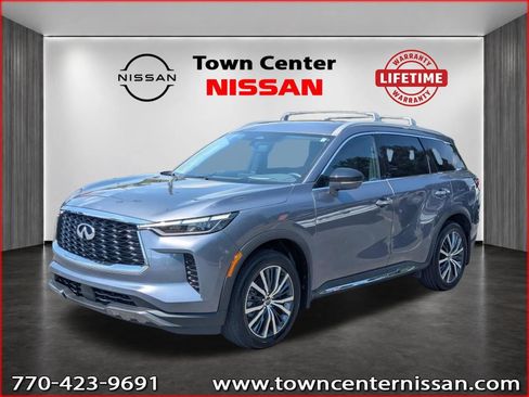 Used 2023 INFINITI QX60 Sensory w/ Vision Package AWD/4WD image 3