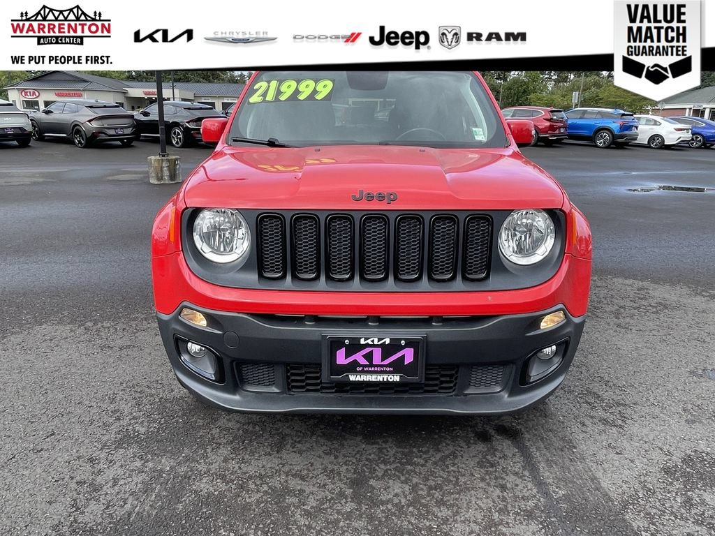 Used 2018 Jeep Renegade Altitude AWD/4WD image 10