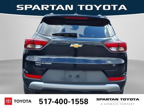 Used 2025 Chevrolet TrailBlazer LT AWD/4WD image 10