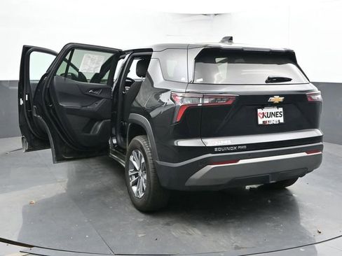 Used 2025 Chevrolet Equinox LT AWD/4WD image 54