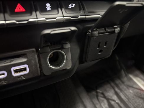 Used 2019 Chevrolet Silverado 1500 LTZ image 53