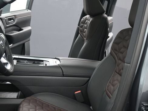New 2026 Nissan Armada Platinum AWD/4WD image 18